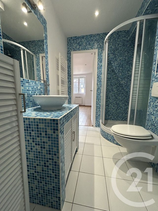 Appartement Studio &agrave; louer - 1 pi&egrave;ce - 27,57 m2 - Fontainebleau - 77 - ILE-DE-FRANCE