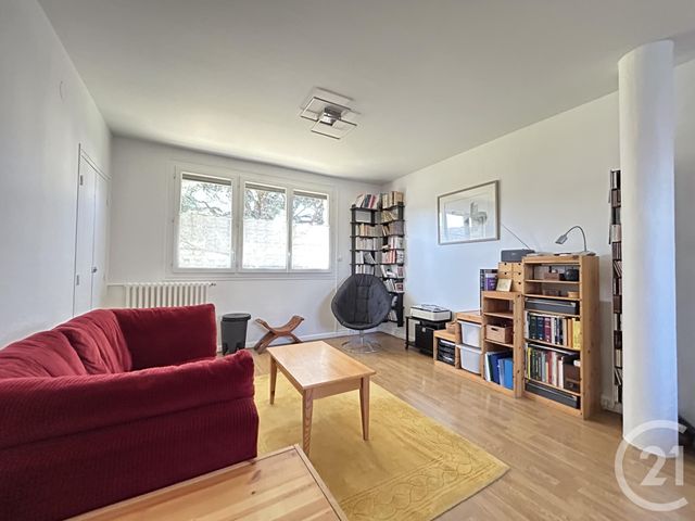 Appartement F4 à vendre - 4 pièces - 66,98 m2 - Fontainebleau - 77 - ILE-DE-FRANCE