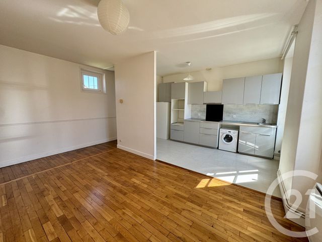 Afficher la photo en grand Appartement à vendre - 3 pièces - 61 m2 - Avon - 77 - ILE-DE-FRANCE