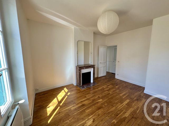 Afficher la photo en grand Appartement à vendre - 3 pièces - 61 m2 - Avon - 77 - ILE-DE-FRANCE