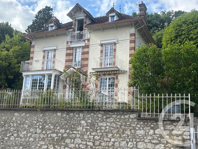 Maison à louer - 8 pièces - 225 m2 - Vernou La Celle Sur Seine - 77 - ILE-DE-FRANCE