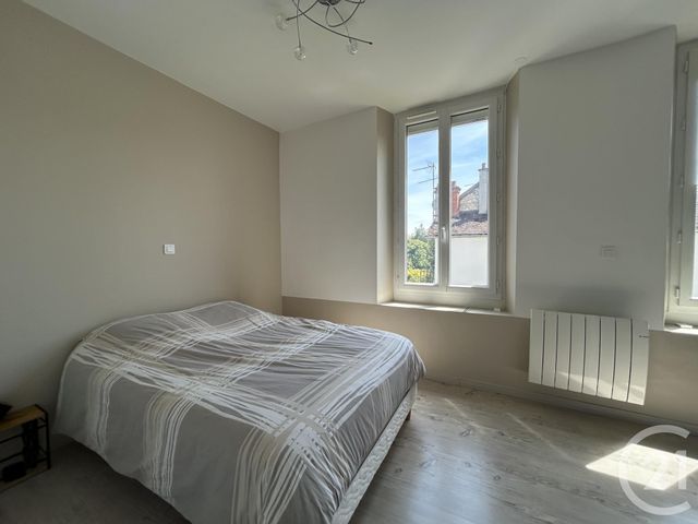 Afficher la photo en grand Maison à vendre - 3 pièces - 92,50 m2 - Thomery - 77 - ILE-DE-FRANCE