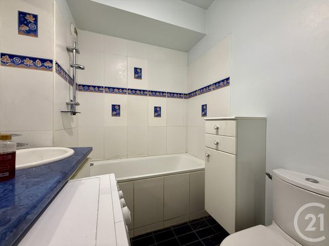 Appartement Duplex à vendre - 4 pièces - 113,37 m2 - Fontainebleau - 77 - ILE-DE-FRANCE