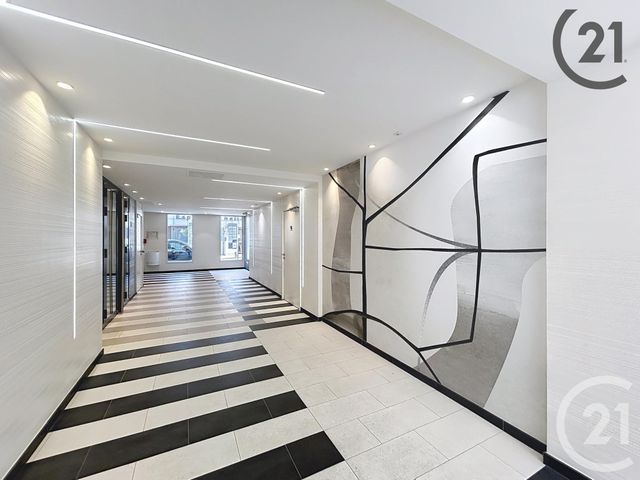 Appartement Duplex &agrave; vendre - 4 pi&egrave;ces - 103,34 m2 - Fontainebleau - 77 - ILE-DE-FRANCE