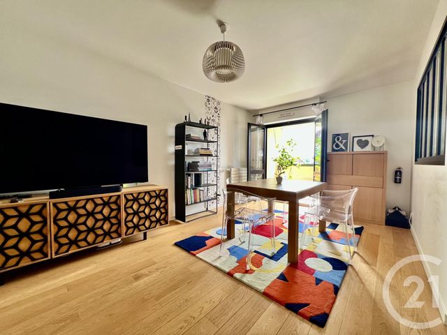 Appartement Duplex &agrave; vendre - 4 pi&egrave;ces - 103,34 m2 - Fontainebleau - 77 - ILE-DE-FRANCE