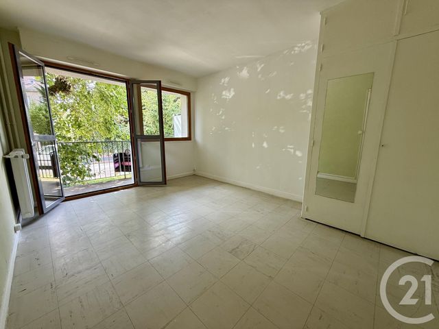 Appartement Studio à vendre - 1 pièce - 27,40 m2 - Fontainebleau - 77 - ILE-DE-FRANCE