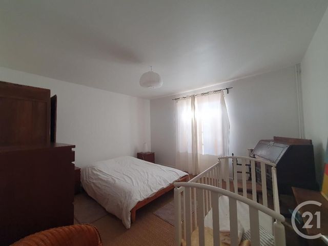 Afficher la photo en grand Maison à louer - 7 pièces - 195,94 m2 - Montcourt Fromonville - 77 - ILE-DE-FRANCE