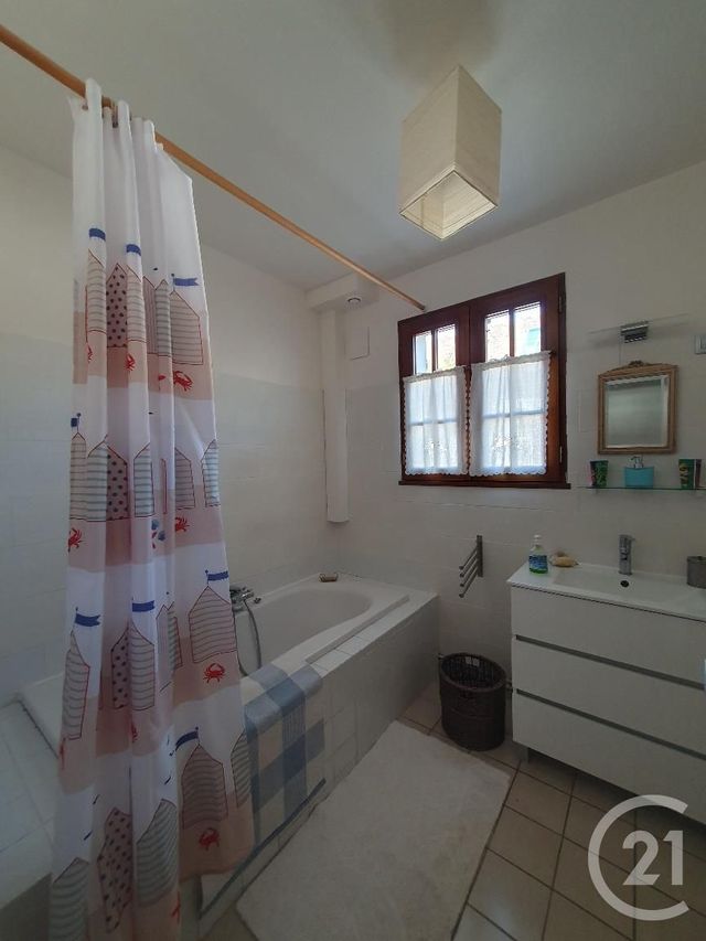 Afficher la photo en grand Maison à louer - 7 pièces - 195,94 m2 - Montcourt Fromonville - 77 - ILE-DE-FRANCE