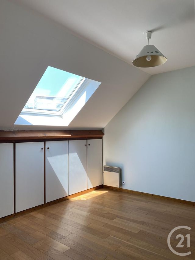 Afficher la photo en grand Appartement Duplex à louer - 4 pièces - 102,08 m2 - Avon - 77 - ILE-DE-FRANCE