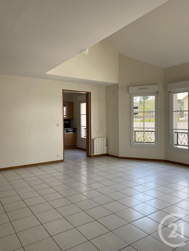 Afficher la photo en grand Appartement Duplex à louer - 4 pièces - 102,08 m2 - Avon - 77 - ILE-DE-FRANCE