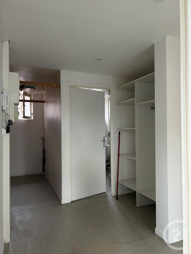 Afficher la photo en grand Appartement à louer - 4 pièces - 78,56 m2 - Avon - 77 - ILE-DE-FRANCE