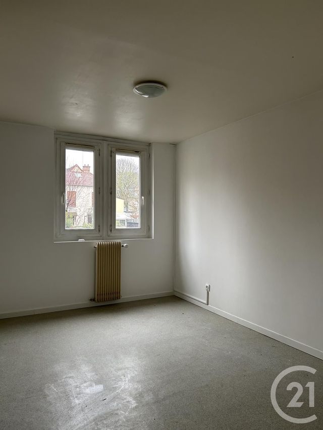 Afficher la photo en grand Appartement à louer - 4 pièces - 78,56 m2 - Avon - 77 - ILE-DE-FRANCE