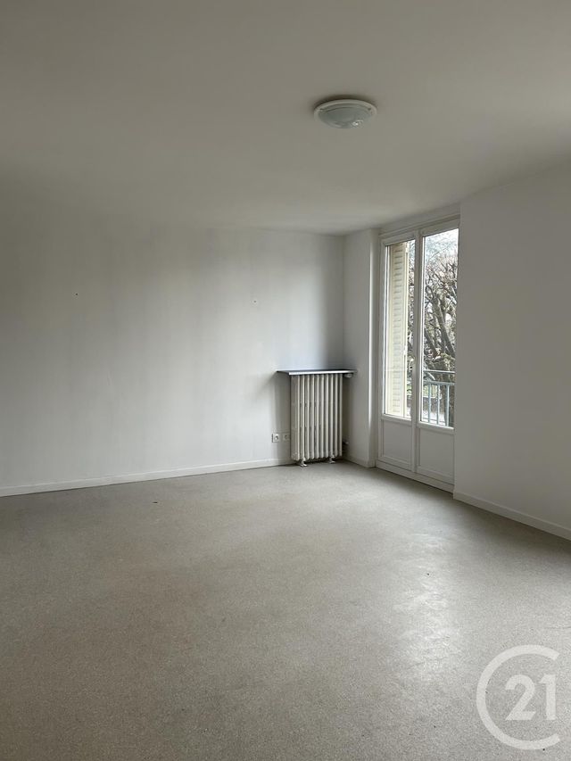 Afficher la photo en grand Appartement à louer - 4 pièces - 78,56 m2 - Avon - 77 - ILE-DE-FRANCE