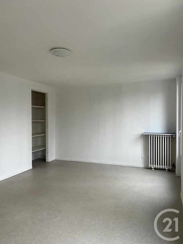 Afficher la photo en grand Appartement à louer - 4 pièces - 78,56 m2 - Avon - 77 - ILE-DE-FRANCE