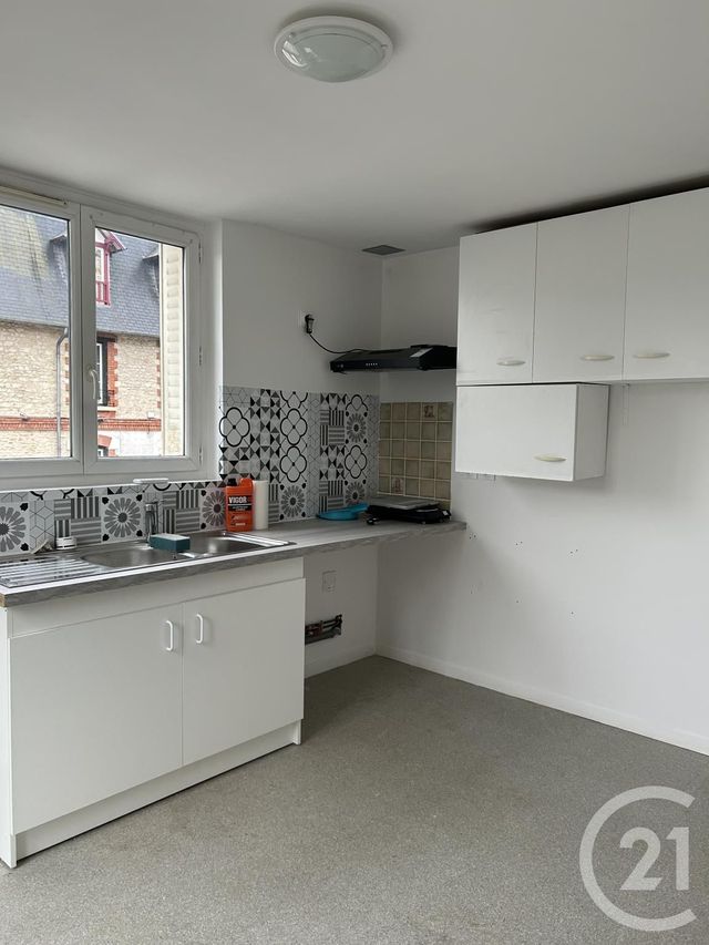 Afficher la photo en grand Appartement à louer - 4 pièces - 78,56 m2 - Avon - 77 - ILE-DE-FRANCE