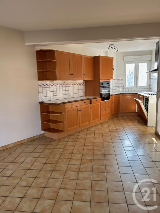 Afficher la photo en grand Appartement à louer - 3 pièces - 66,89 m2 - Avon - 77 - ILE-DE-FRANCE