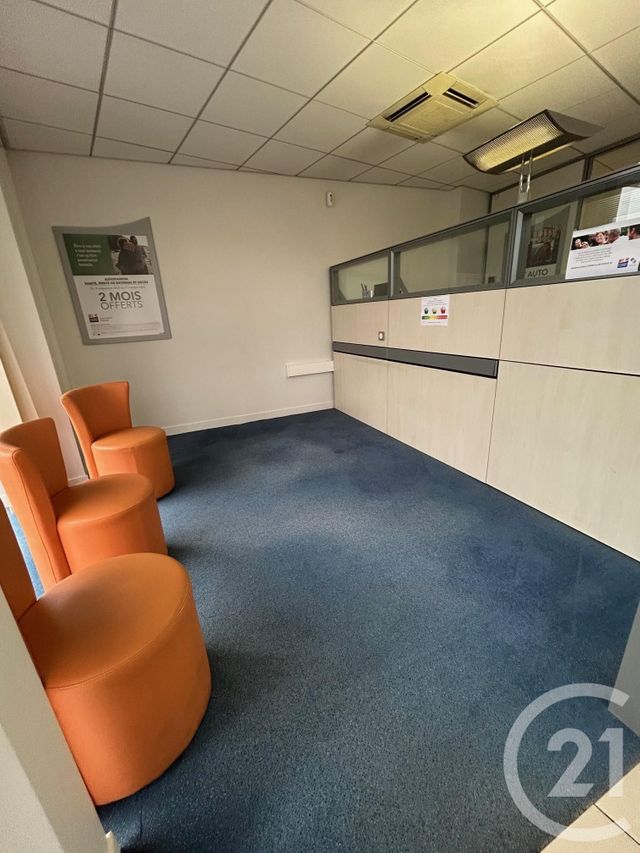 Commerce à louer - 177,22 m2 - 77 - ILE-DE-FRANCE