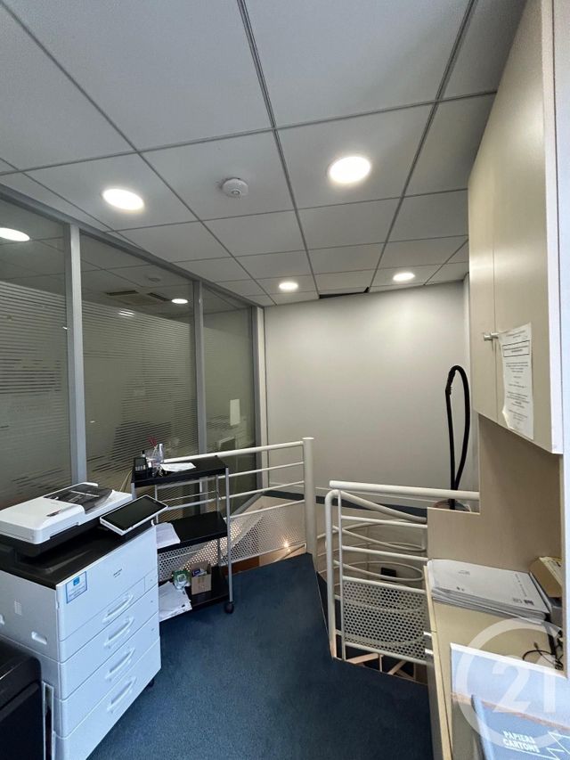 Commerce à louer - 177,22 m2 - 77 - ILE-DE-FRANCE