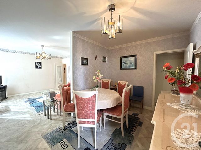 Appartement à vendre - 5 pièces - 87,65 m2 - Avon - 77 - ILE-DE-FRANCE