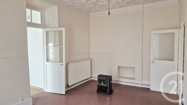 Appartement 2 pièces &agrave; louer - 2 pi&egrave;ces - 56,05 m2 - Fontainebleau - 77 - ILE-DE-FRANCE