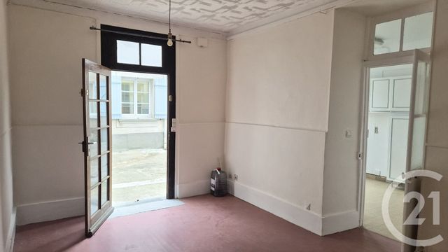 Appartement 2 pièces &agrave; louer - 2 pi&egrave;ces - 56,05 m2 - Fontainebleau - 77 - ILE-DE-FRANCE