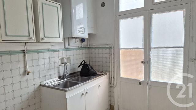 Appartement 2 pièces &agrave; louer - 2 pi&egrave;ces - 56,05 m2 - Fontainebleau - 77 - ILE-DE-FRANCE