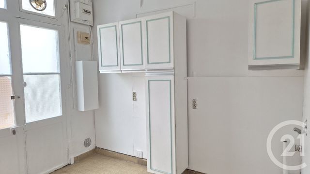 Appartement 2 pièces &agrave; louer - 2 pi&egrave;ces - 56,05 m2 - Fontainebleau - 77 - ILE-DE-FRANCE