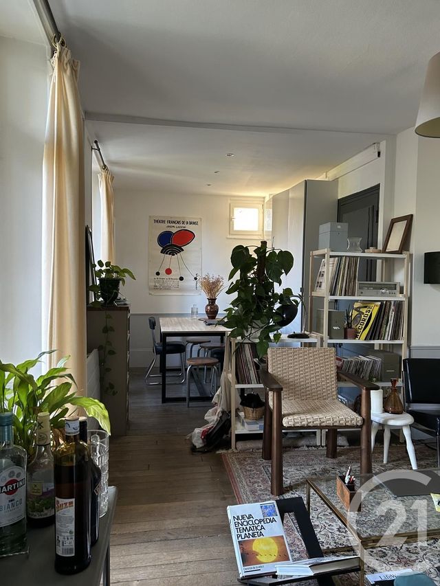 Appartement à louer - 3 pièces - 43,27 m2 - Fontainebleau - 77 - ILE-DE-FRANCE