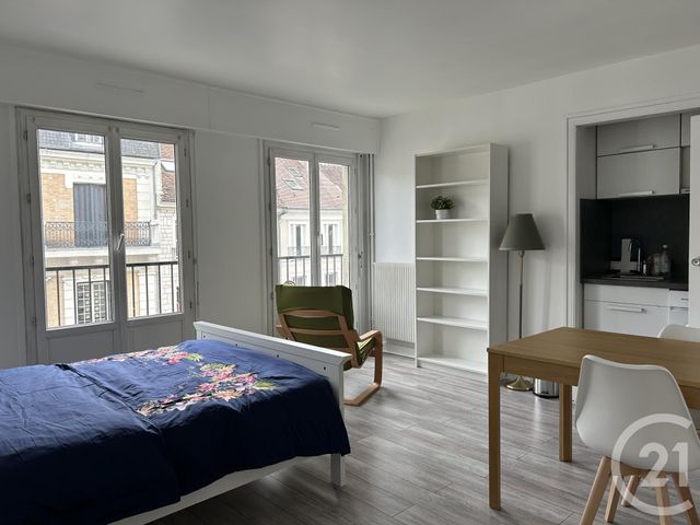 Appartement Studio à louer - 1 pièce - 25,85 m2 - Fontainebleau - 77 - ILE-DE-FRANCE