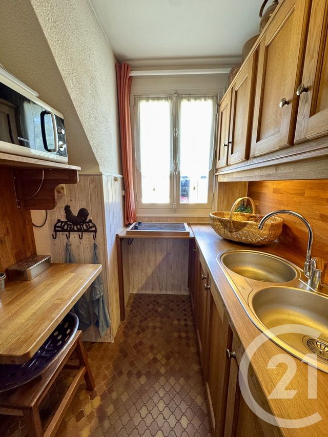 Afficher la photo en grand Appartement Studio à vendre - 1 pièce - 20,55 m2 - Fontainebleau - 77 - ILE-DE-FRANCE