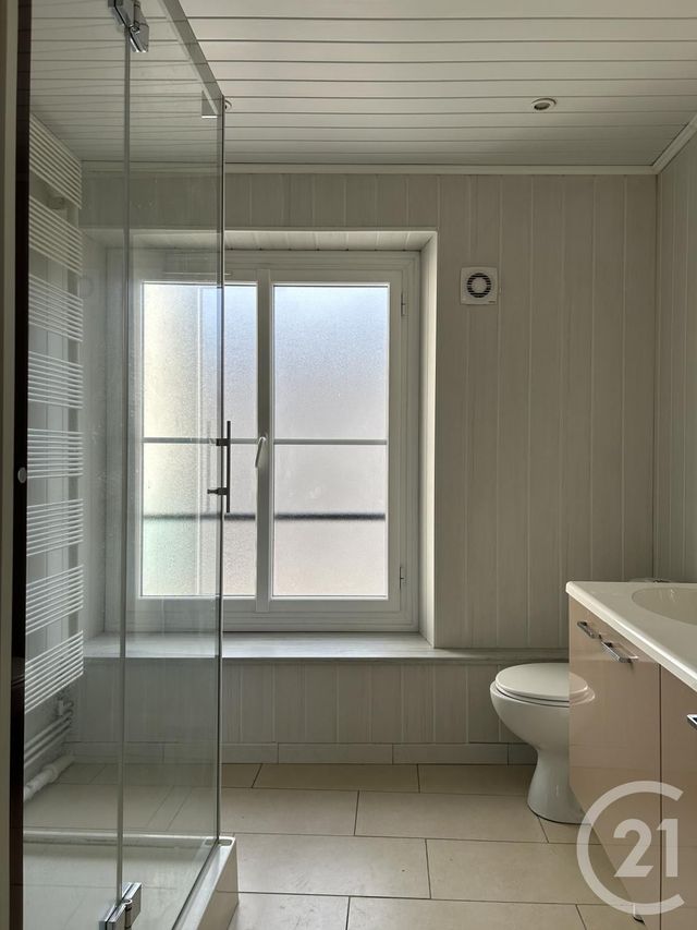 Appartement à louer - 5 pièces - 105,69 m2 - Fontainebleau - 77 - ILE-DE-FRANCE