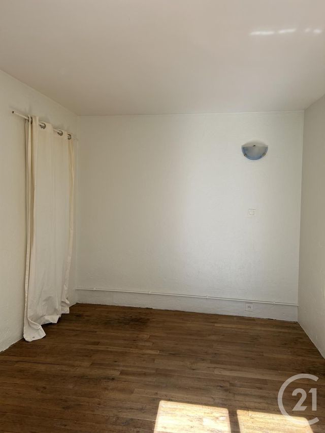 Appartement à louer - 5 pièces - 105,69 m2 - Fontainebleau - 77 - ILE-DE-FRANCE