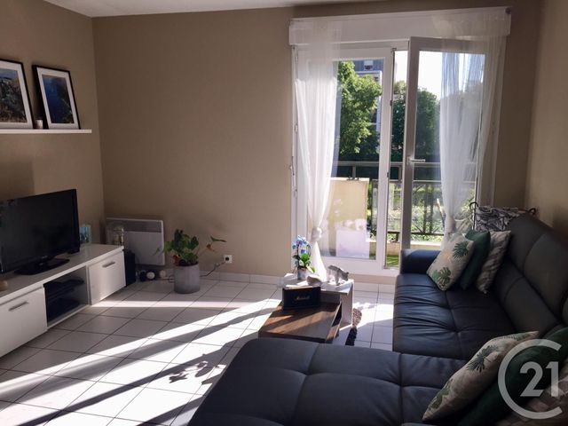 Appartement à louer - 3 pièces - 64,24 m2 - Avon - 77 - ILE-DE-FRANCE