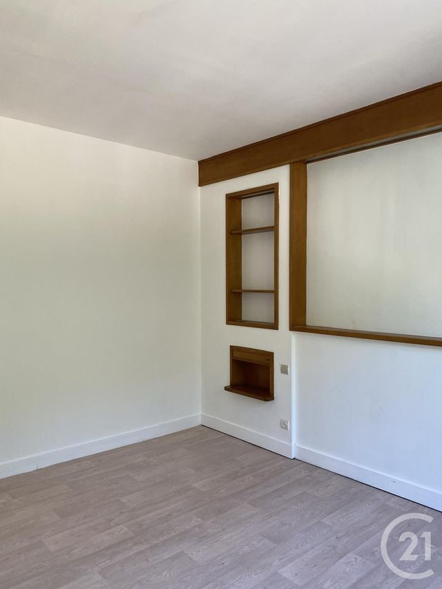 Afficher la photo en grand Appartement à louer - 5 pièces - 85,39 m2 - Avon - 77 - ILE-DE-FRANCE