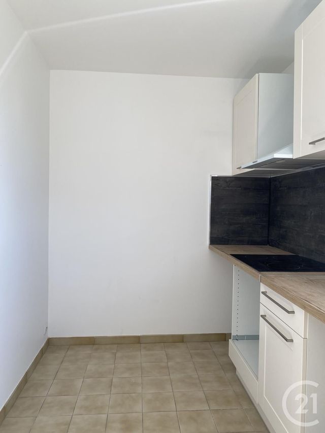 Afficher la photo en grand Appartement à louer - 5 pièces - 85,39 m2 - Avon - 77 - ILE-DE-FRANCE