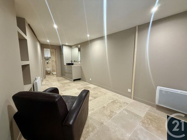 Divers &agrave; vendre - 19 m2 - Fontainebleau - 77 - ILE-DE-FRANCE