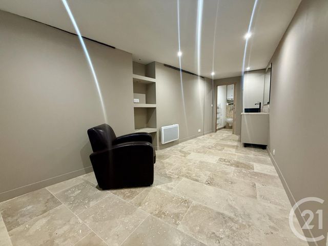 Divers &agrave; vendre - 19 m2 - Fontainebleau - 77 - ILE-DE-FRANCE