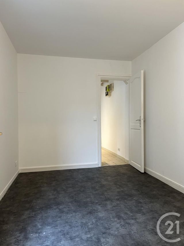 Appartement à louer - 3 pièces - 38,75 m2 - Avon - 77 - ILE-DE-FRANCE