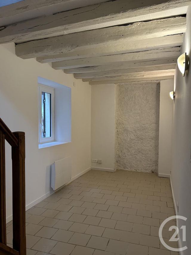 Appartement à louer - 3 pièces - 38,75 m2 - Avon - 77 - ILE-DE-FRANCE