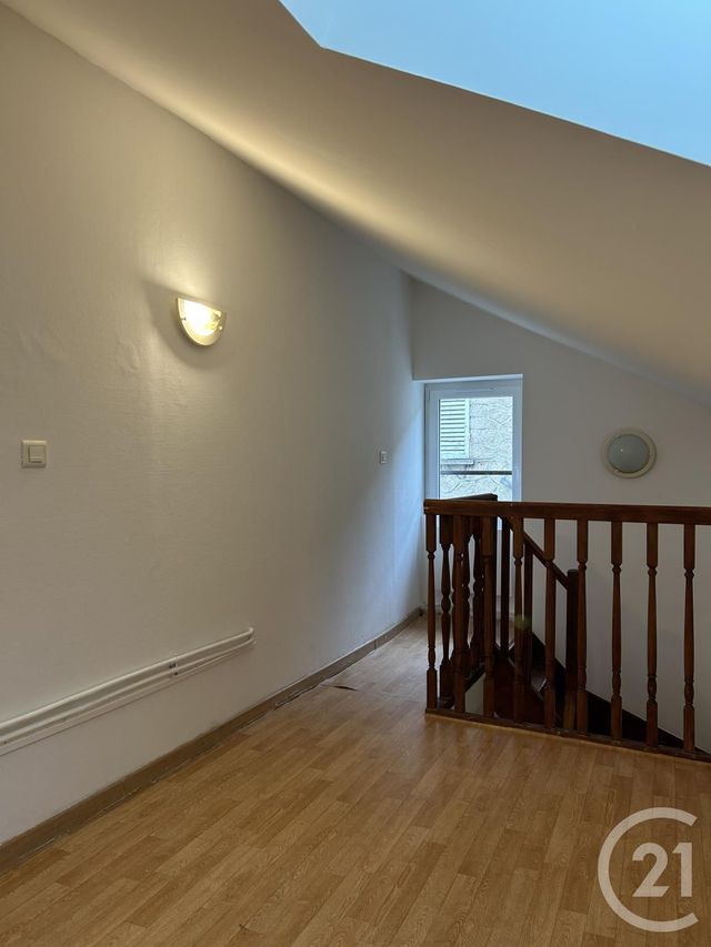 Appartement à louer - 3 pièces - 38,75 m2 - Avon - 77 - ILE-DE-FRANCE