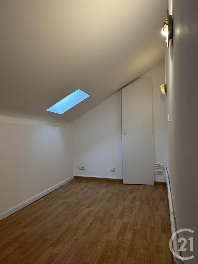 Appartement à louer - 3 pièces - 38,75 m2 - Avon - 77 - ILE-DE-FRANCE