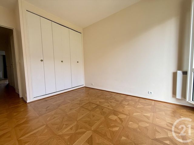 Appartement F4 à vendre - 4 pièces - 80,79 m2 - Fontainebleau - 77 - ILE-DE-FRANCE