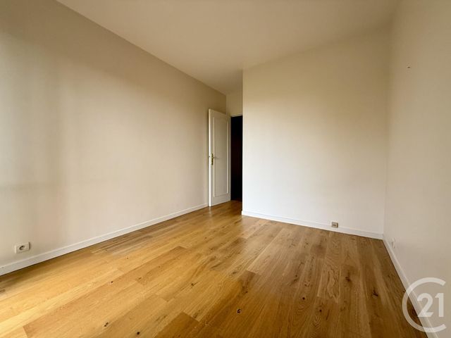 Appartement F4 à vendre - 4 pièces - 80,79 m2 - Fontainebleau - 77 - ILE-DE-FRANCE