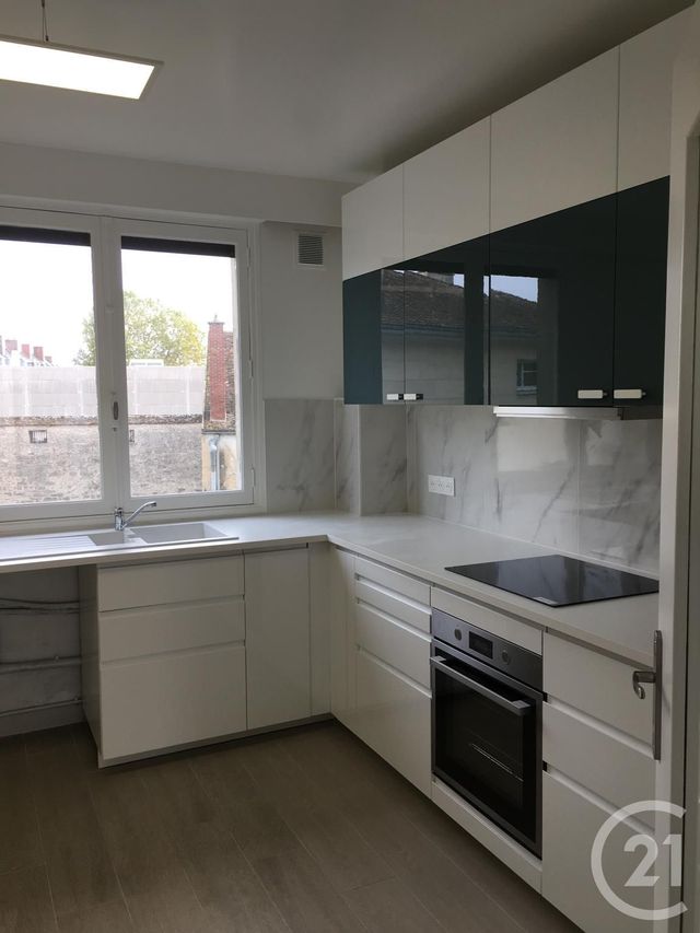 Appartement à louer FONTAINEBLEAU