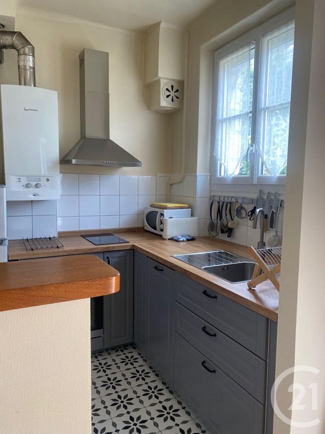 Appartement à louer - 3 pièces - 51,86 m2 - Fontainebleau - 77 - ILE-DE-FRANCE