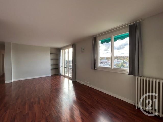 Appartement &agrave; vendre - 5 pi&egrave;ces - 74,79 m2 - Fontainebleau - 77 - ILE-DE-FRANCE