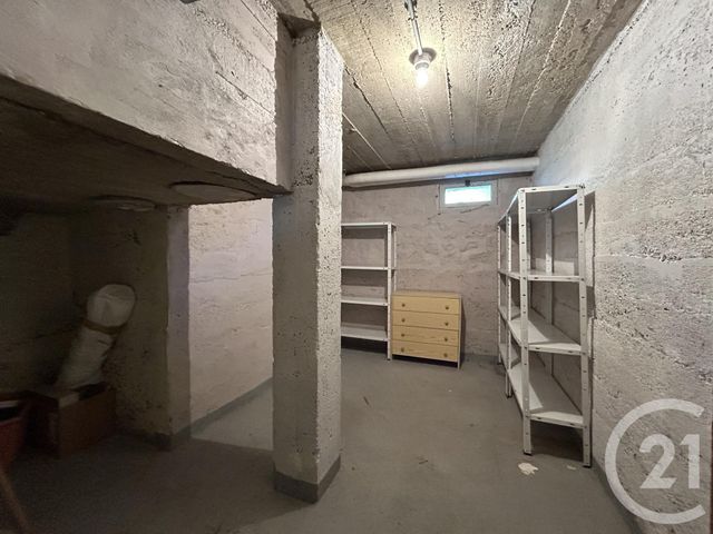 Appartement &agrave; vendre - 5 pi&egrave;ces - 74,79 m2 - Fontainebleau - 77 - ILE-DE-FRANCE