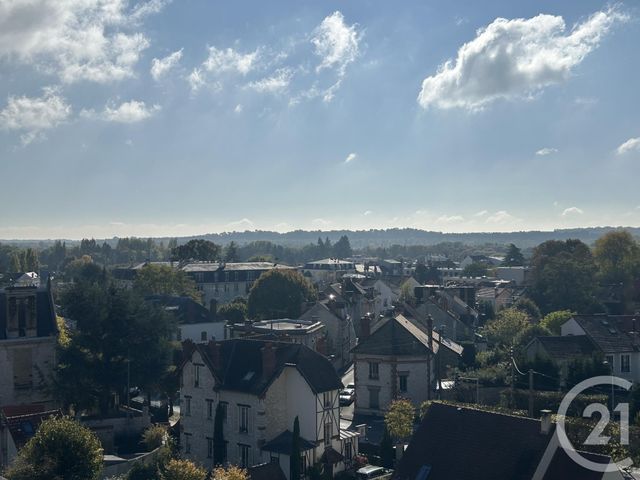 Afficher la photo en grand Appartement à vendre - 5 pièces - 74,79 m2 - Fontainebleau - 77 - ILE-DE-FRANCE
