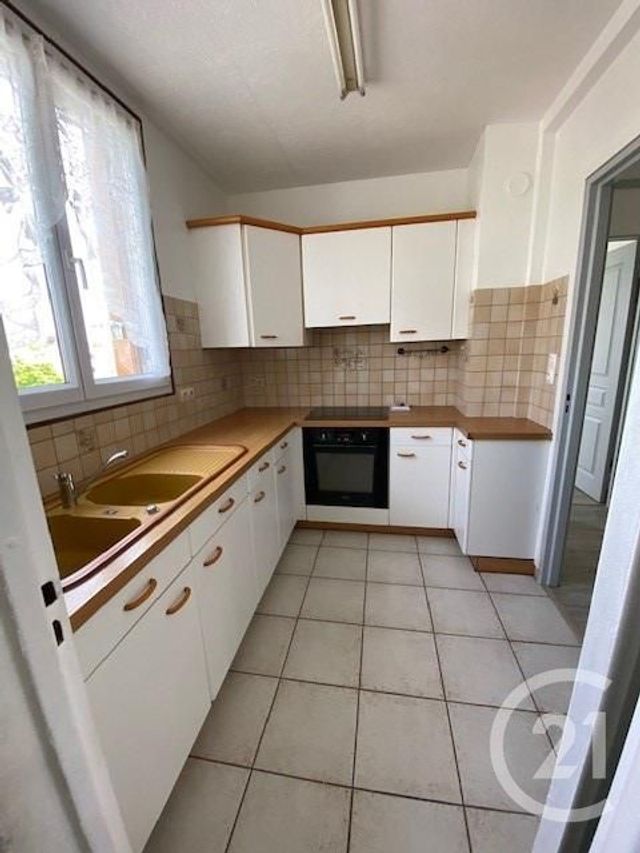 Appartement à louer - 4 pièces - 62,50 m2 - Avon - 77 - ILE-DE-FRANCE