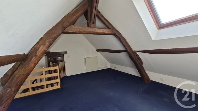 Maison &agrave; louer - 3 pi&egrave;ces - 80,93 m2 - Dormelles - 77 - ILE-DE-FRANCE